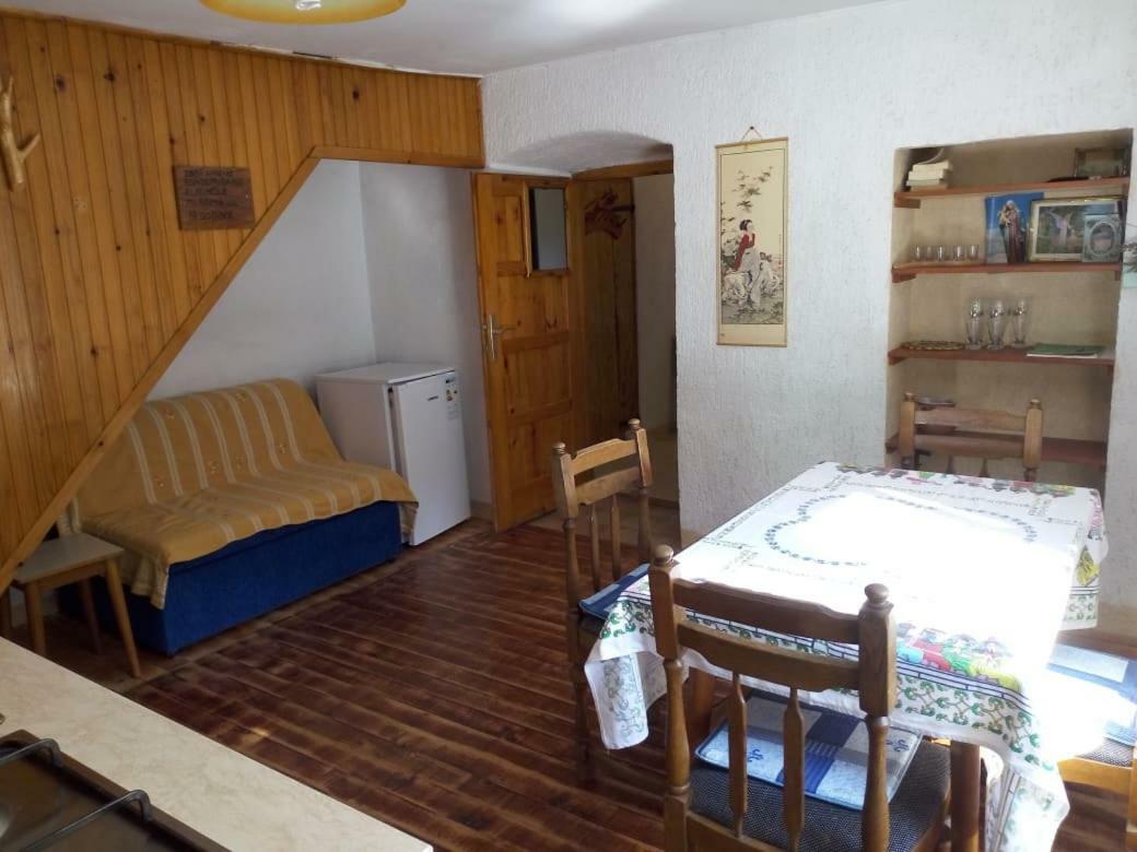 Apartman Dinko Лубенице Экстерьер фото