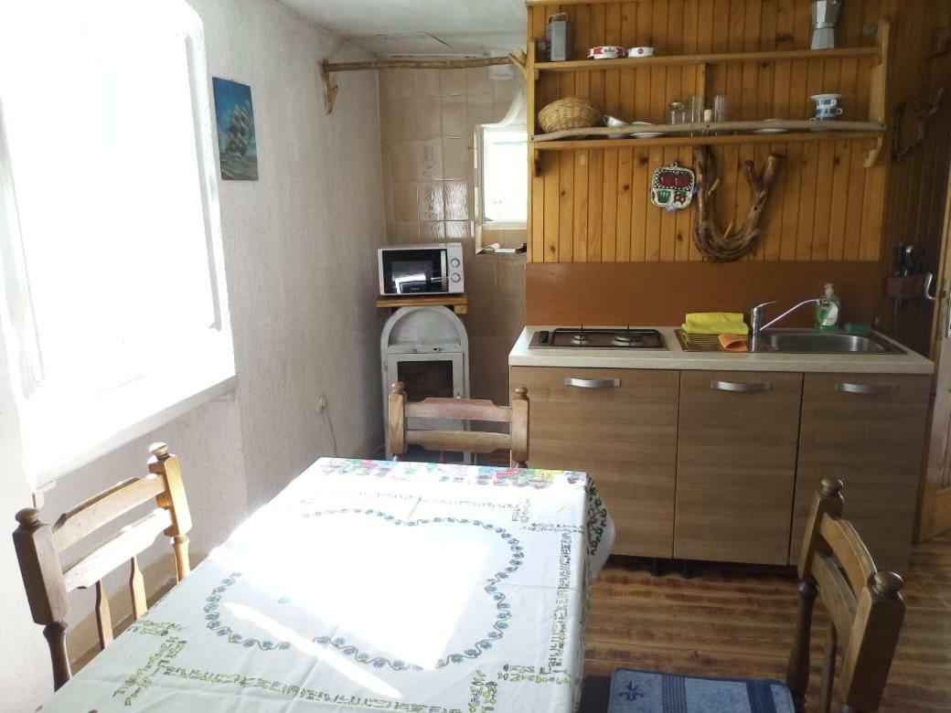 Apartman Dinko Лубенице Экстерьер фото